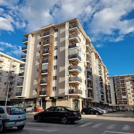 Star - Kvart * Podgorica