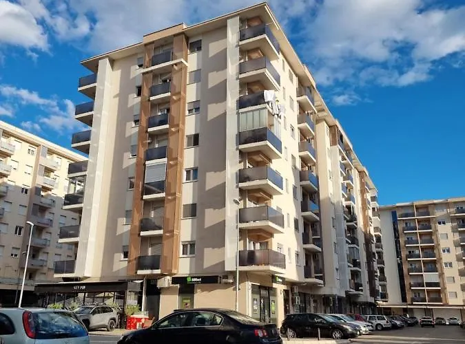 Star - Kvart * Podgorica